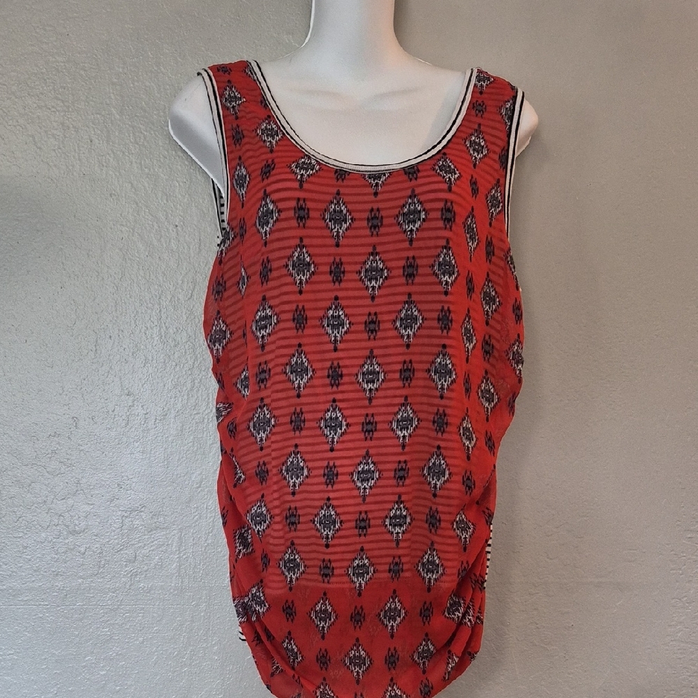 Tua Red and Black Patterned Tank Top